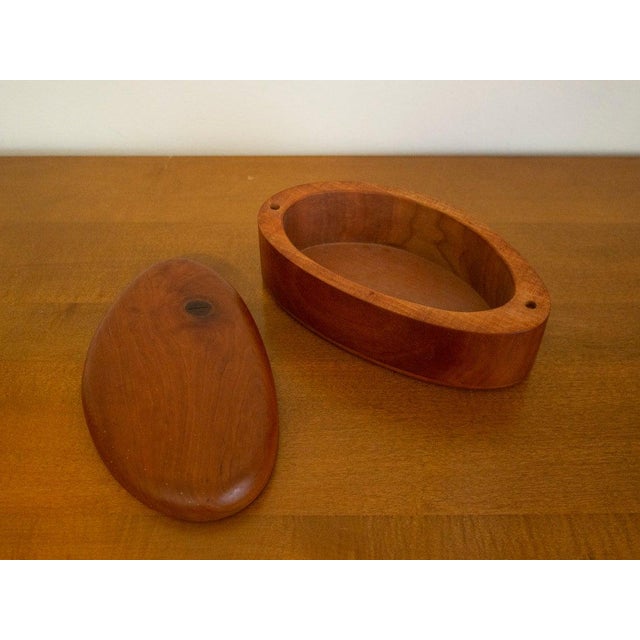 Mid-Century Modern Studio Craft Wood Box by Steven Spiro Modernist Vintage Design For Sale - Image 3 of 8