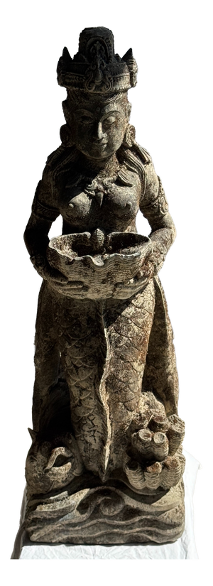 Unknown, Indonesian Shell Goddess Sculpture in Volcanic Limestone, 1980s, Stone