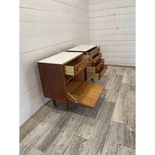 1960s Vintage End Tables with White Glass by Novy Domov, 1965, Set of 2 For Sale - Image 5 of 8