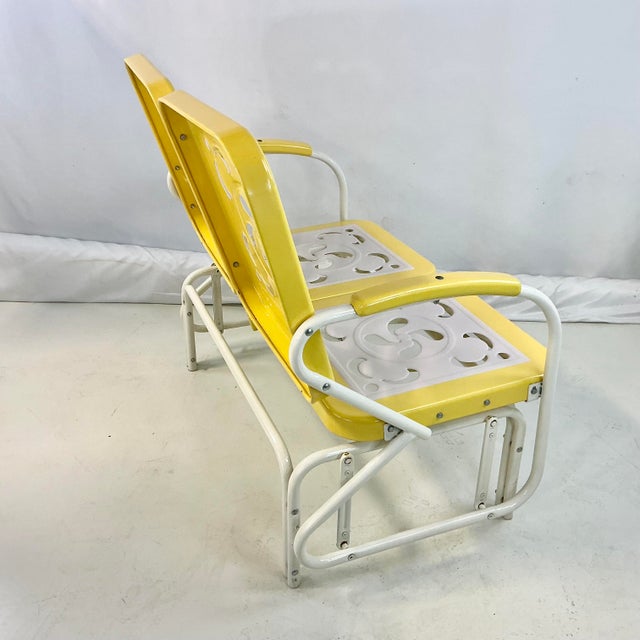 1970s Vintage Americana Boho Chic Glider Outdoor Loveseat. For Sale - Image 11 of 14