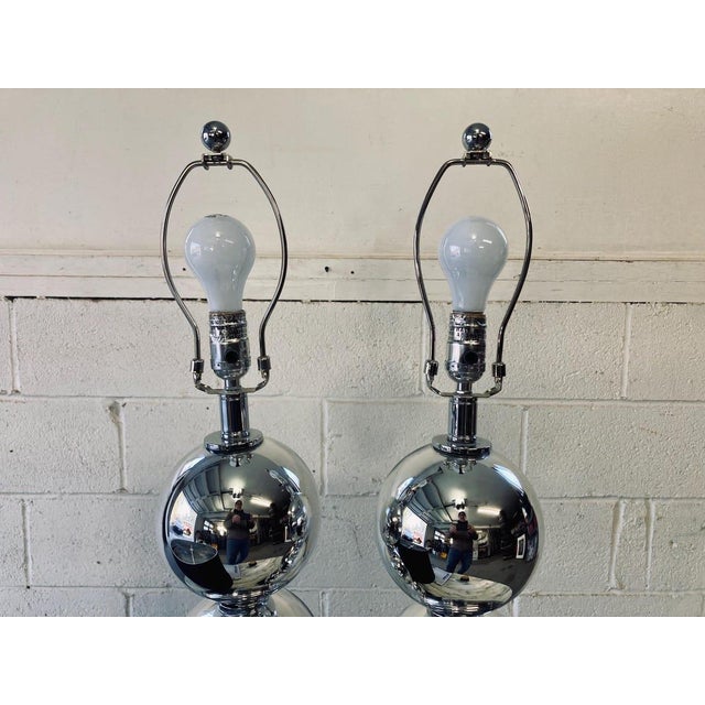 Chrome Pair of Chrome Ball Table Lamps in the Style of Kovacs For Sale - Image 8 of 9