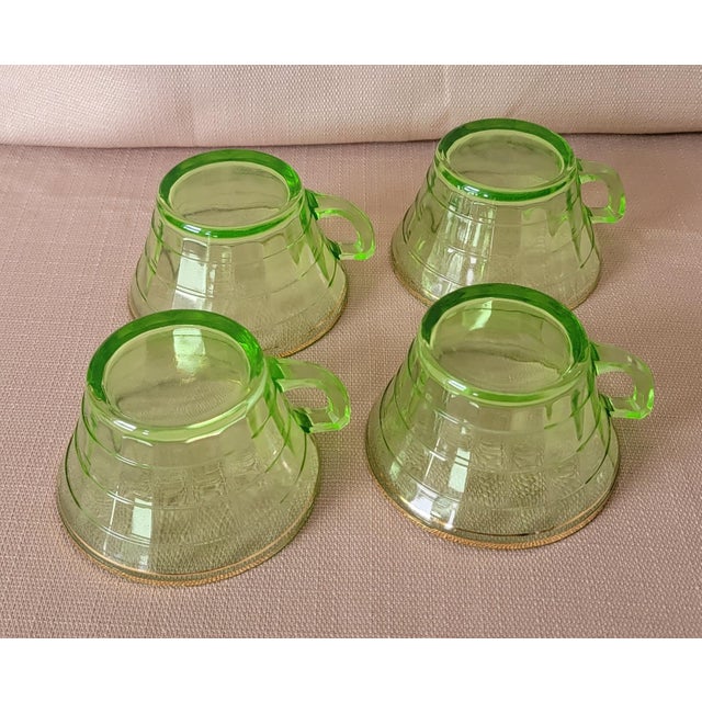 Early 20th Century Uranium Glass 4 Transparent Green Tea Cups With Gold Rim For Sale - Image 11 of 16