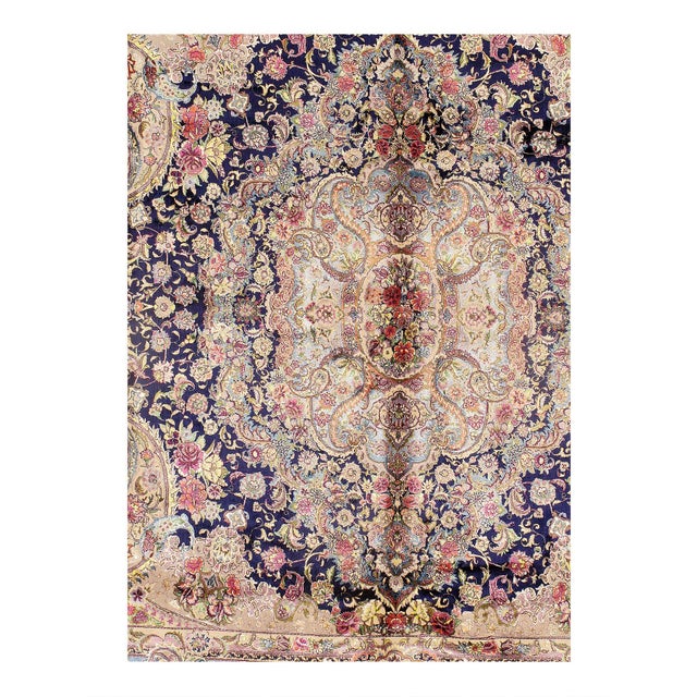 Viscose on a cotton foundation with a medallion This rug has a dense, soft pile, and excellent quality, to ensure that you...