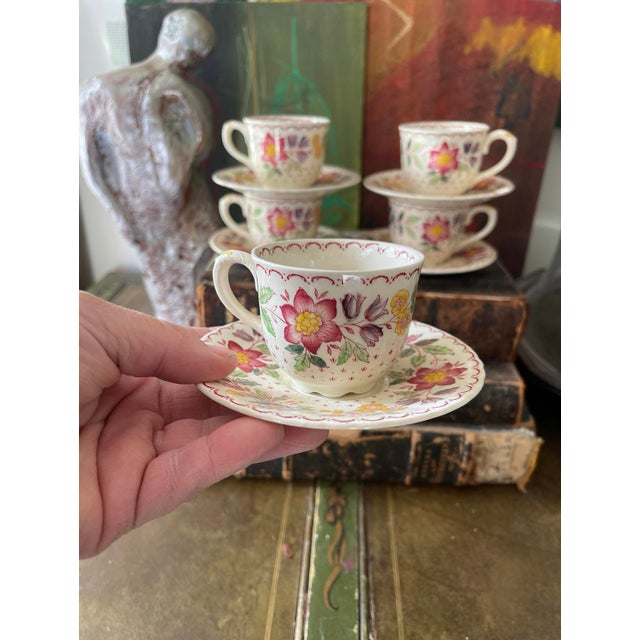 Set of Five (5) Vintage Mason’s English Demitasse and Saucers For Sale In Chicago - Image 6 of 10