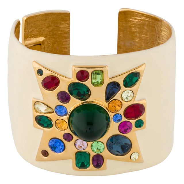 Art Deco 80s Kenneth Jay Lane Maltese Cross Cuff Bracelet Enamel Gripoix Glass Gold Plated KJL For Sale - Image 3 of 8
