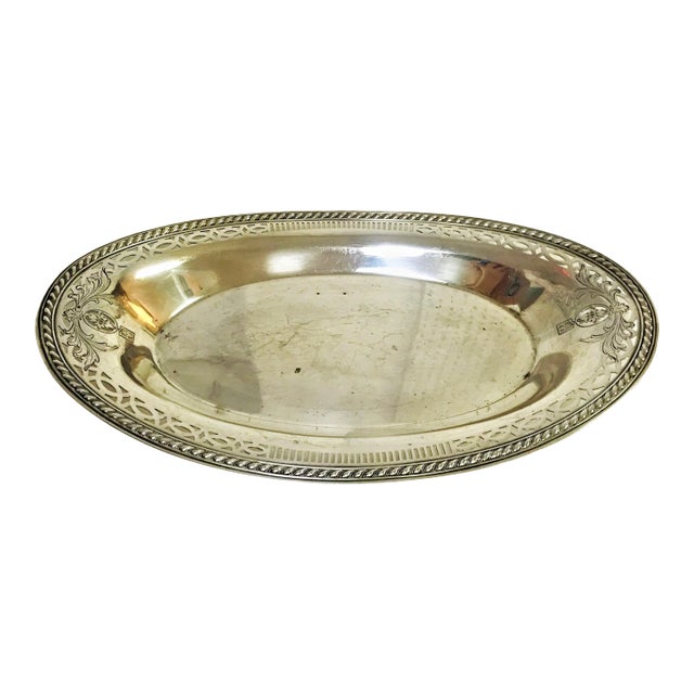 Vintage Oval Dish With Reticulated Edge Detail by Wm Rogers For Sale