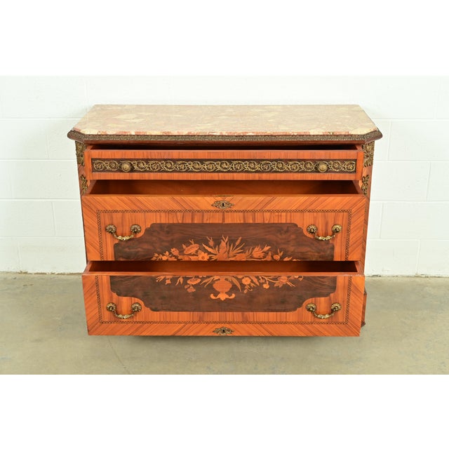 Late 20th Century Paul Sormani Style French Regency Louis XVI Kingwood Inlaid Marquetry Marble Top Commode With Mounted Gilt Bronze Ormolu For Sale - Image 5 of 18