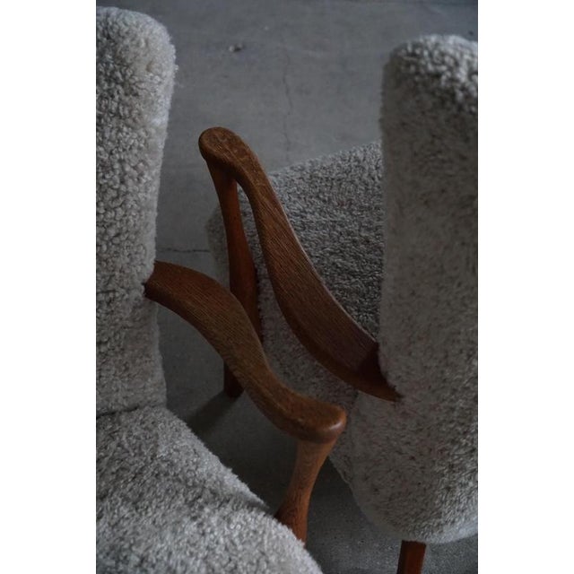 1950s Vintage Lounge Chair in Oak and Shearling Lambswool by Viggo Boesen, 1950s For Sale - Image 5 of 18