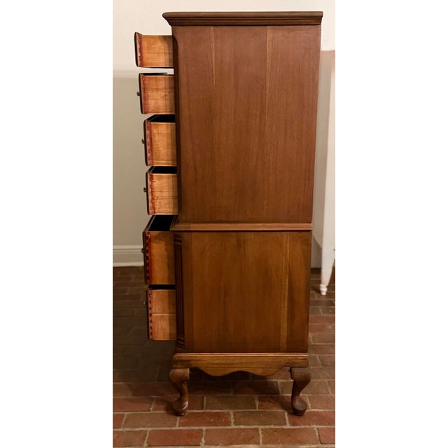 Circa 1940 Queen Anne–Style Mahogany Highboy Chest With 7 Dovetailed Drawers, Refinished For Sale - Image 4 of 12