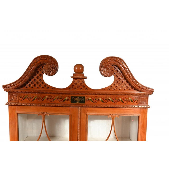 Antique Chippendale Display Cabinets in Satinwood, 1920s, Set of 2 For Sale - Image 10 of 18