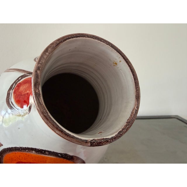 Giovanni De Simone (Palermo, October 28, 1930 – Palermo, March 26, 1991) was an Italian ceramicist. After training in...