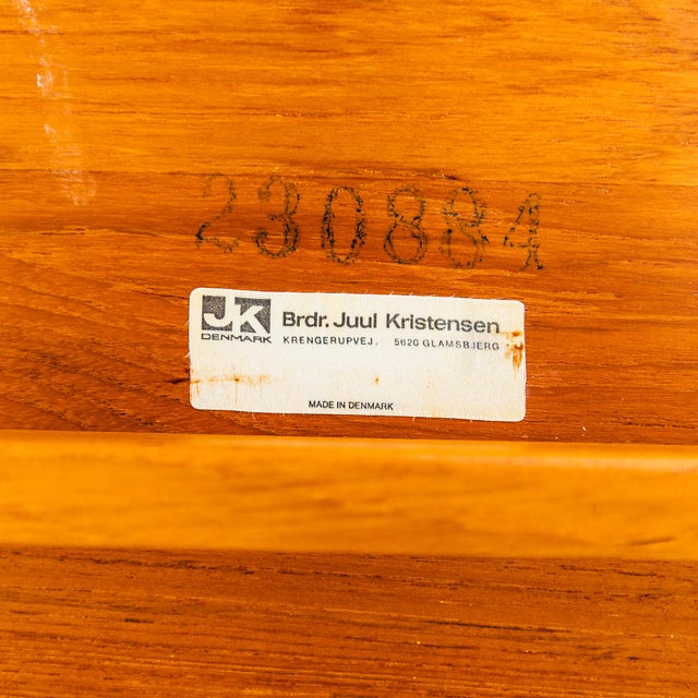 1980s Restored Danish Modern Solid Teak Expandable Dining Table For Sale In Los Angeles - Image 6 of 10