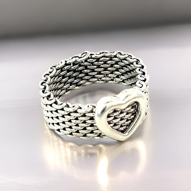 1990s Tiffany & Co Estate Somerset Heart Ring Size 5.5 Sterling Silver 6.5 mm For Sale In New York - Image 6 of 10
