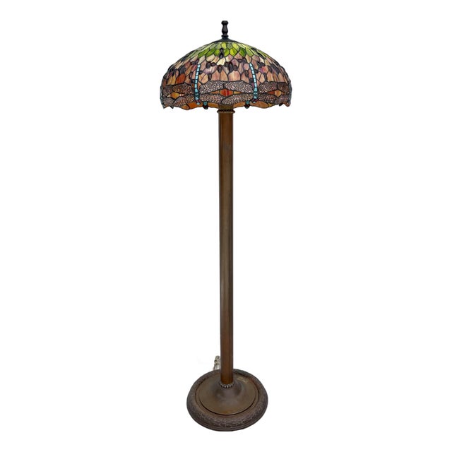 Early 20th Century Copper Floor Lamp With Tiffany-Style Dragonfly Stained Glass Shade For Sale