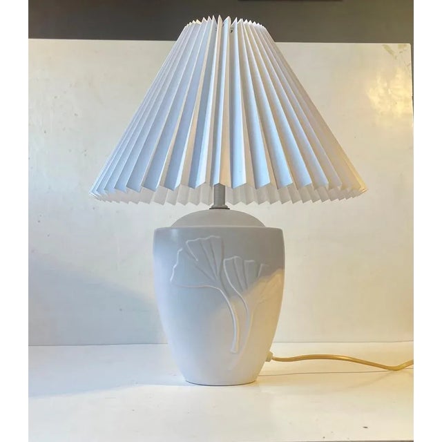 White Art Deco Revival White Ceramic Table Lamp from Søholm, 1980s For Sale - Image 8 of 8