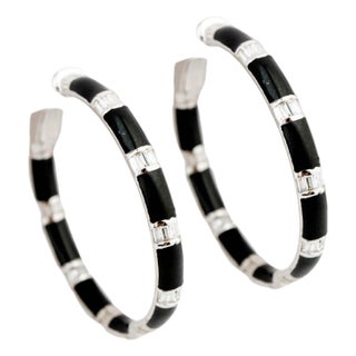 Natural diamond 0.74cts earring in 18k gold For Sale