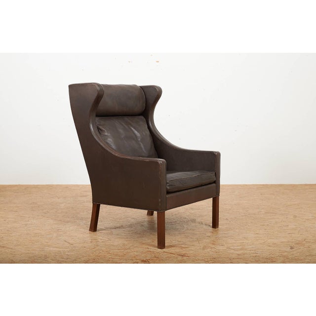 Model 2204 Wingback Armchair in Leather with Wood Legs by Børge Mogensen for Frederica, 1963 For Sale - Image 9 of 13