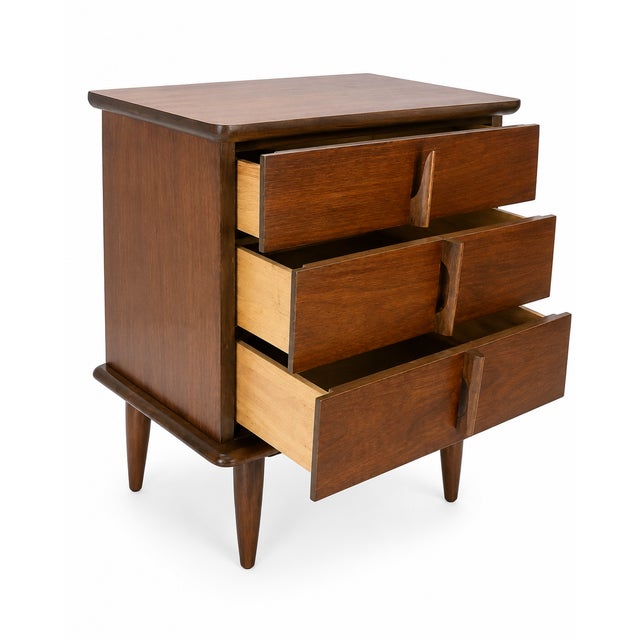 Mid Century United Walnut Nightstands- Pair For Sale In San Diego - Image 6 of 6