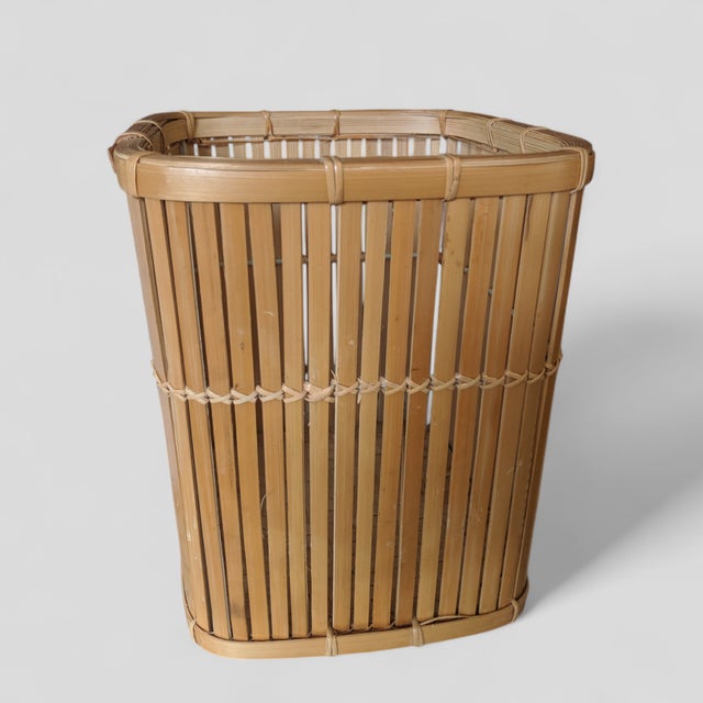 Vintage Coastal Rattan Split Reed Wastebasket With Matching Tissue Box Holders- Set of 3 For Sale In Charlotte - Image 6 of 9