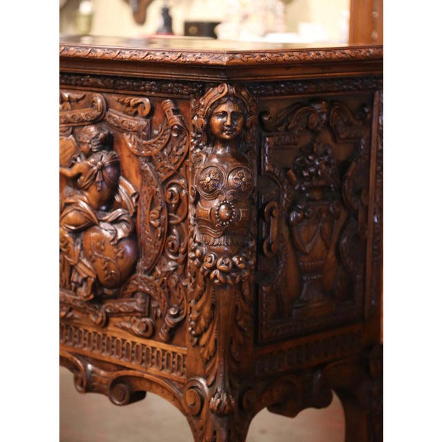 19th C. Italian Renaissance Revival Carved Walnut Credenza With Figural Panels For Sale - Image 4 of 12