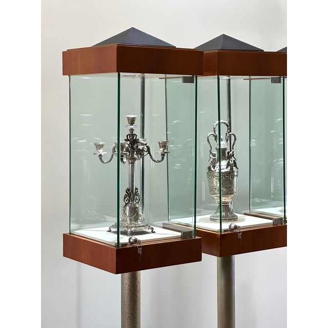 Cherrywood and Aluminum Display Cases, 1980s, Set of 4 For Sale - Image 18 of 18