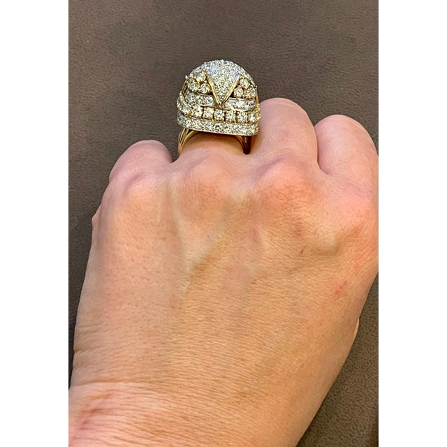 9 Carat Diamonds VS Quality Dome Shape Cocktail Platinum and Gold Ring Estate For Sale In New York - Image 6 of 18