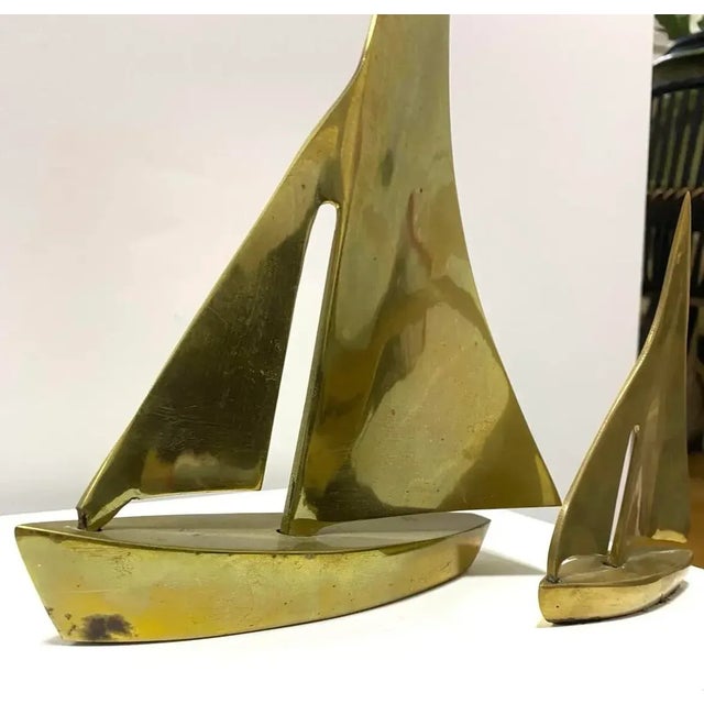 Mid-Century Modern Vintage Brass Modernist Sailboat Sculptures, Graduated Pair For Sale - Image 3 of 6