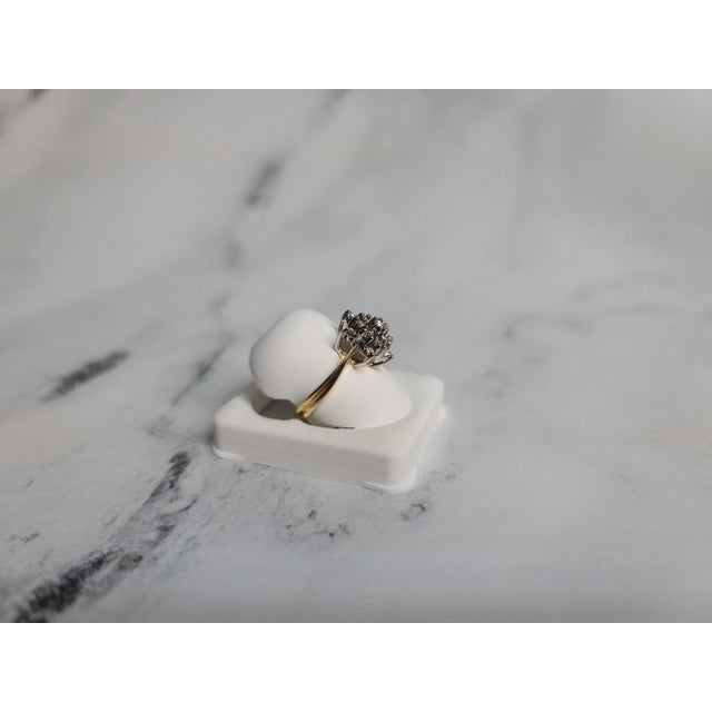 2020s Star Shaped Diamond Cluster Ring .75cttw 14k Yellow Gold, Size 7 For Sale - Image 5 of 5