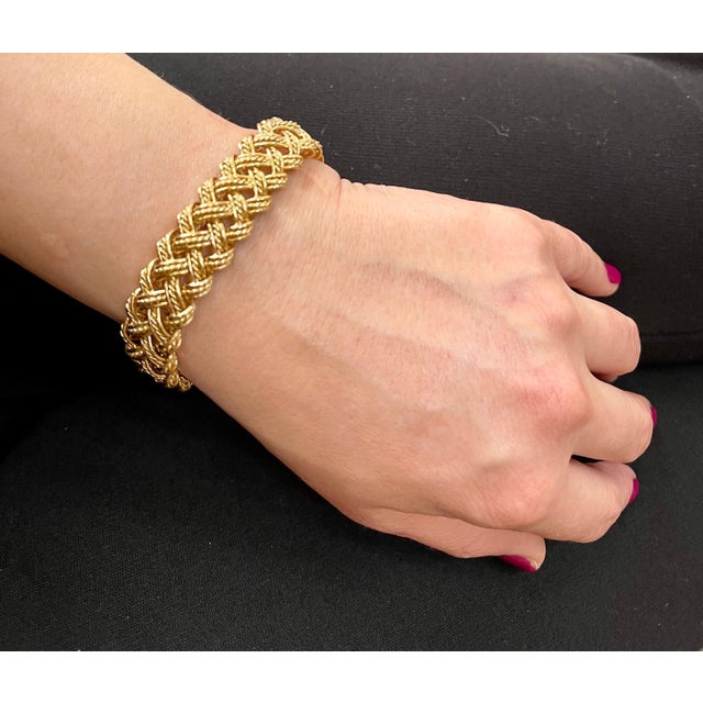 Late 20th Century Bocheron Two-Piece Necklace and Bangle Set in 18 Karat Yellow Gold 165 Grams For Sale - Image 12 of 18