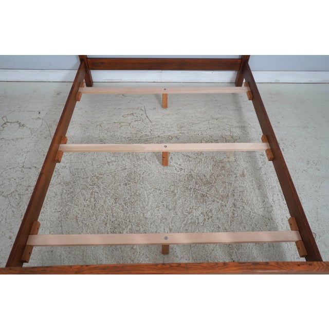 Stickley Stickley Harvey Ellis Queen Size Mission Oak Bed For Sale - Image 4 of 17