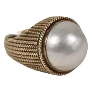 14k Yellow Gold Mabe Pearl Ring For Sale
