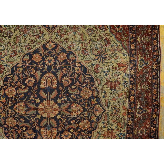 1930s Medallion Traditional Antique Persian Sarouk Farahan Rug 4'5" X 6'10" Handknotted Wool Carpet For Sale In New York - Image 6 of 7