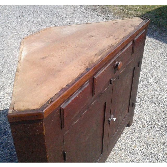 Wood 1850s Two Piece Poplar Blind Door Corner Cabinet Cupboard For Sale - Image 7 of 17