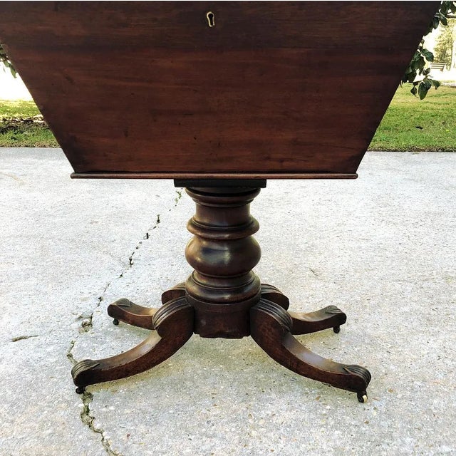 Cellarette, 19th Century English Regency Period Wine Server in Mahogany For Sale - Image 10 of 13