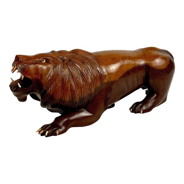 Vintage 15" Traditional Mahogany Lion Carved Sculpture For Sale