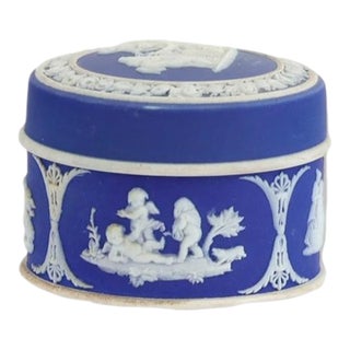 Antique Wedgwood Jasperware Rouge Pot For Sale