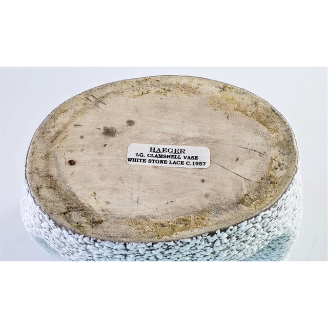 1950s Large Mid-Century Royal Haeger Ceramic Pottery Vase For Sale - Image 5 of 6