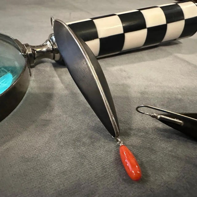 21st Century Modern Sterling Silver Ebony and Mediterranean Coral Stud Earrings For Sale - Image 6 of 11