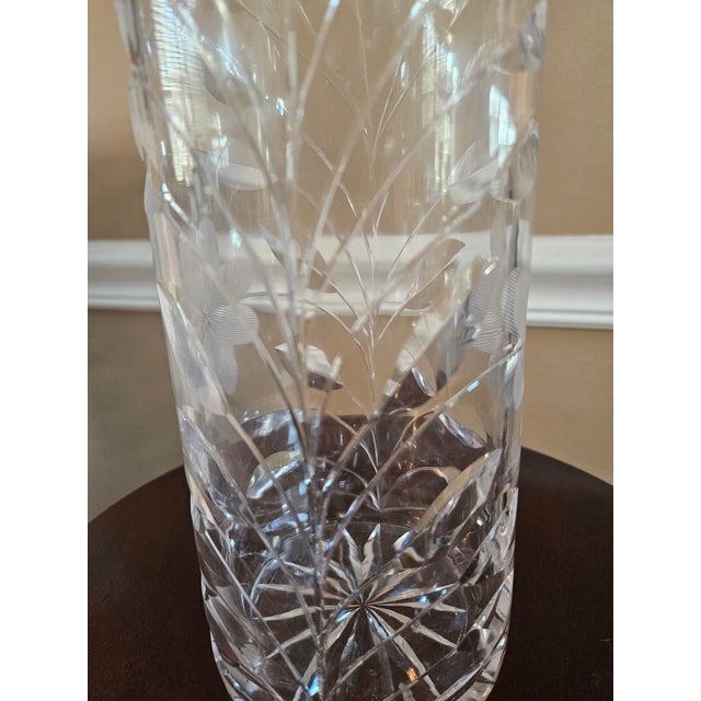 Antique American Brilliant Cut Daisy & Leaf Cylinder Vase For Sale In Indianapolis - Image 6 of 8
