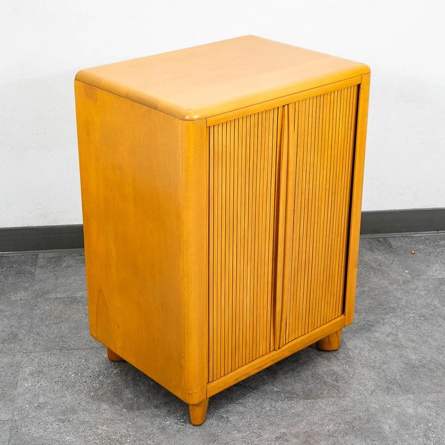 1960s Mid Century Modern Cabinet Heywood Wakefield Tambour Utility Case Champagne, Attributed For Sale - Image 5 of 10