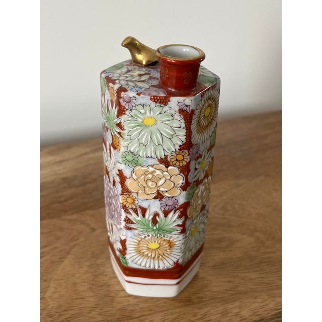 1950s Kutani Hanazume Whistling Bird Sake Bottle For Sale - Image 4 of 10