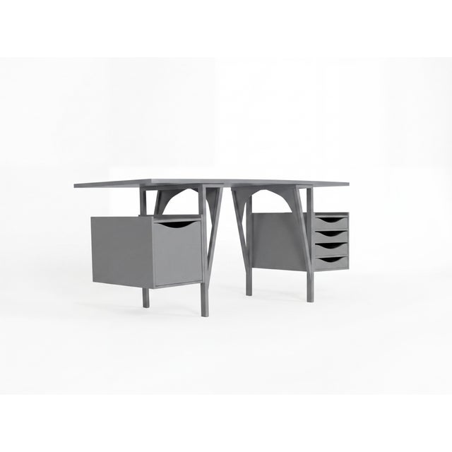 Wood Large Grey Desk by Castiglioni, 1970s For Sale - Image 7 of 7