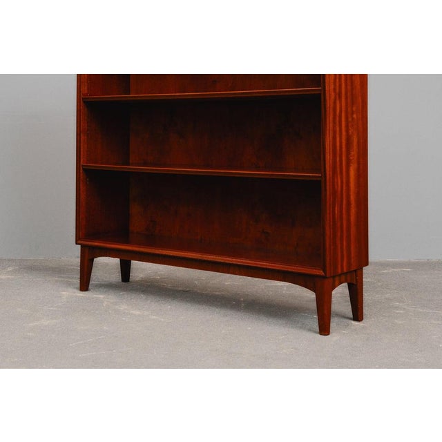 Mid-Century Modern Bookcase in Mahogany For Sale - Image 11 of 12
