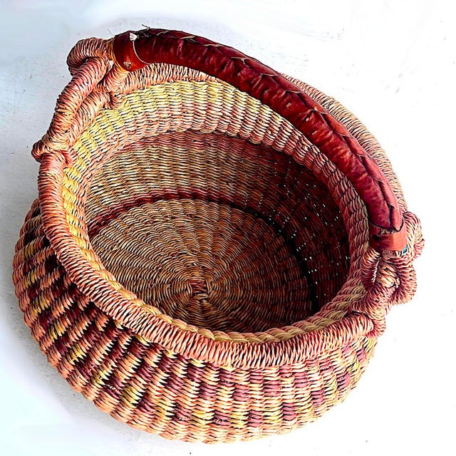 African Bolga Grass Egg Basket For Sale - Image 11 of 12