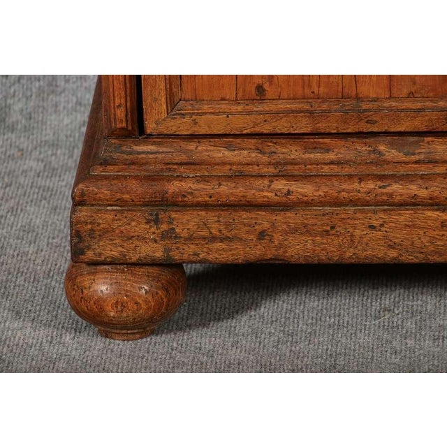 Mid 19th Century 19 Century Baroque Walnut Chest of Drawers, 1850s For Sale - Image 5 of 18