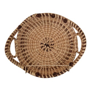 Late 20th Century Charleston S. Carolina Gullah Loop Handle Sweet Grass Basket For Sale