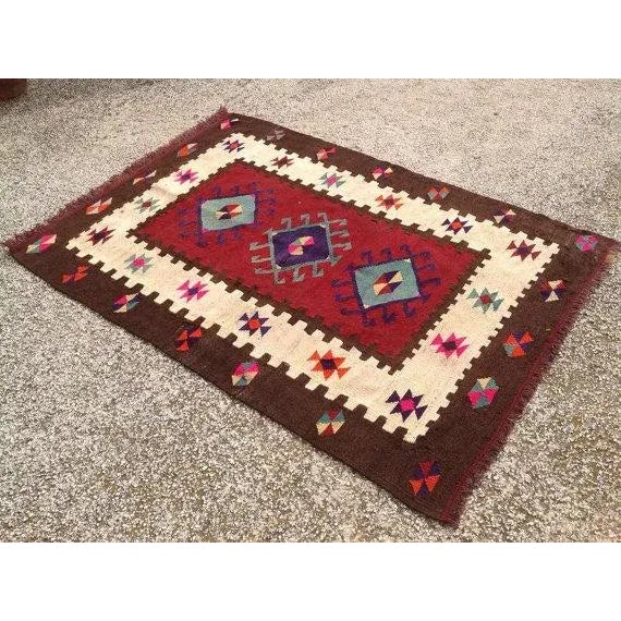 Vintage Turkish Kilim Rug - 3′5″ × 4′9″ For Sale - Image 4 of 6