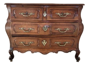18th Century French Chest of Drawers