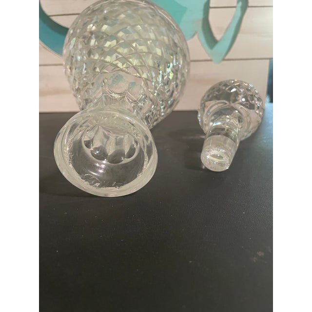 Mid-Century Modern Vintage Waterford Cut Crystal Decanter “Alana” or “Lismore” Design Pattern With Diamond Cuts & Starbursts, Highly Collectible Early-American Glass For Sale - Image 3 of 9