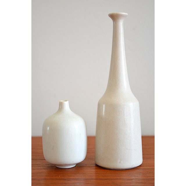 Mid-Century Modern Vase Set by Gunnar Nylund Für Rörstrand, Set of 2 For Sale - Image 3 of 8